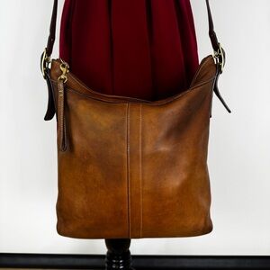 Vintage Coach British Tan Leather Hobo Shoulder Bag G045-9925